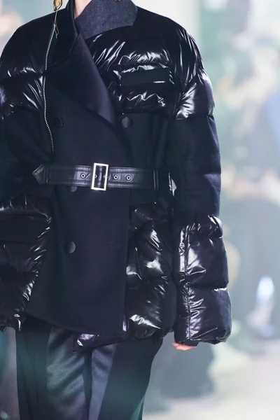 Look 76